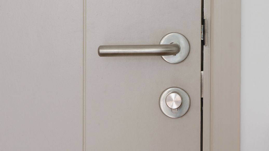 防火門應該常開還是常閉？